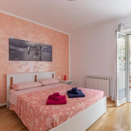 Διαμέρισμα Valery House *