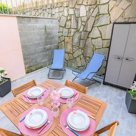 Daire Valery House *