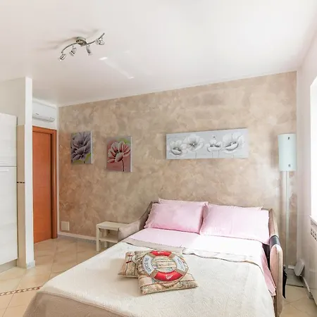 Valery House *